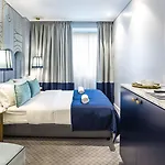 The Lift Boutique By Ridan 3*